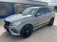 MERCEDES-BENZ M-CLASS 3.0 CDI ML350 BLUETEC SPORT AUTOMATIC - 4