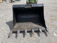 APPROX 5.4ft TOOTHED DIGGING BUCKET TO SUIT 30 TON MACHINE - 2