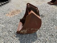 APPROX. 2.6ft SCOTT TOOTHLESS DIGGING BUCKET TO SUIT 6-8 TON MACHINE - 4