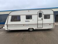 SWIFT CHALLENGER 490 SINGLE AXLE CARAVAN - 8