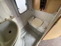 SWIFT CHALLENGER 490 SINGLE AXLE CARAVAN - 17