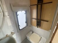 SWIFT CHALLENGER 490 SINGLE AXLE CARAVAN - 18