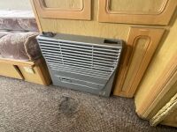SWIFT CHALLENGER 490 SINGLE AXLE CARAVAN - 21