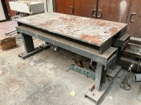 APPROX. 1830mm x 920mm x 850mm VIBRATING TABLE & ASSORTED MOULDS - 4