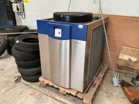 SOLAR 045V ROTARICA CHILLER UNIT - 2