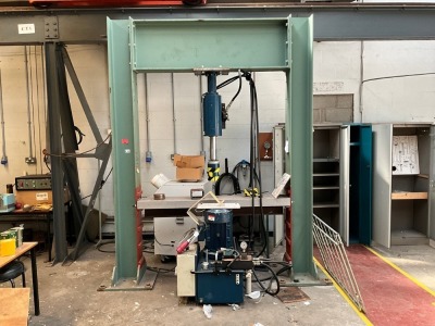 DARTEC LARGE 3 PHASEWORKSHOP PRESS & POWER PACK