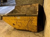 FORKLIFT TIPPING SKIP (YELLOW) - 4