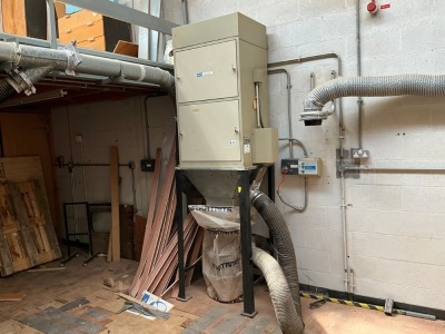 DCE UNA 100HG3 3 PHASE DUST EXTRACTION UNIT (Room 6C34)