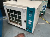 FISHER SCIENTIFIC OV-12 240v LAB OVEN - 2
