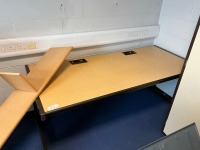 ROOM CONTENTS TO INC. 2No. DESKS, HP DESIGNJET T1100PS, PHOTOCOPIER ETC ( Room 06C62-701) - 5