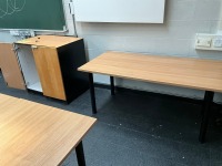 ROOM CONTENTS TO INC. APPROX. 25No. DESKS & 60No CHAIRS (Room 6C63) - 4
