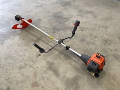 HUSQVARNA 543RS PETROL STRIMMER