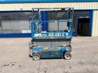 GENIE GS1932 BATTERY OPERATED SCISSOR LIFT  - 3