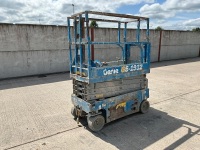 GENIE GS1932 BATTERY OPERATED SCISSOR LIFT 