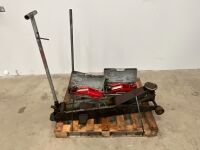 PALLET TO INC. 4No ASSORTED HYDRAULIC TROLLEY JACKS