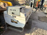 APPROX. 2000lt WESTERN SINGLE AXLE BUNDED METAL FUEL BOWSER - 4