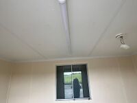 APPROX. 12ft x 8ft ANTI VANDAL SITE HUT - 11