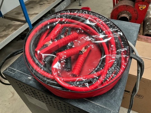 UNUSED HEAVY DUTY 3000AMP JUMP LEADS