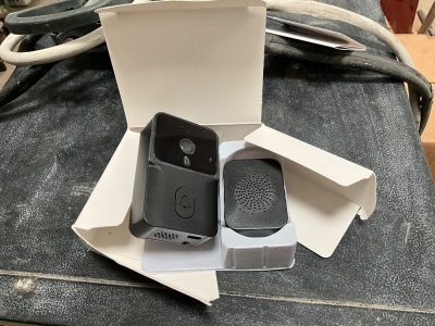 UNUSED MINI DOORBELL