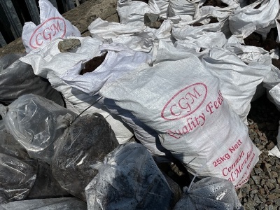 4No. 25KG BAGS OF TURF