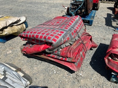PALLET TO INC. 2No. APPROX. 45ft 4.4m CURTAINS