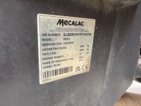 MECALEC 9MDX 9 TON CABBED STRAIGHT SKIP ROAD LEGAL DUMPER - 17