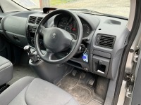 PEUGEOT EXPERT TEPEE COMFORT L1 2.0 HDI AMBULANCE - 27