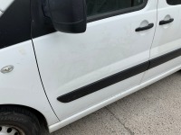PEUGEOT EXPERT 1200 L2 H1 2.0 HDI 130PS CREW VAN  - 8