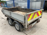 IFOR WILLIAMS APPROX 8ft 6" x 5ft TWIN AXLE 2700KGS TIPPING TRAILER - 5