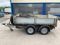 IFOR WILLIAMS APPROX 8ft 6" x 5ft TWIN AXLE 2700KGS TIPPING TRAILER - 4