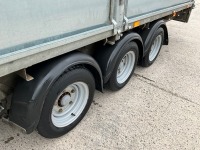 IFOR WILLIAMS 16ft X 7ft 6" TRI AXLE 3500KGS DROPSIDE CRANE TRAILER - 6