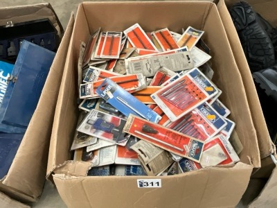 BOX LOT TO INC. MISC ITEMS