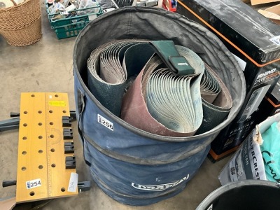 LARGE DRAPER SACK TO INC. ASSORTED SAND PAPER