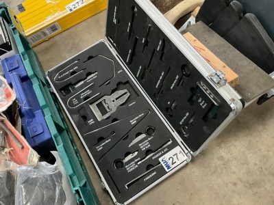 RADIO REMOVAL TOOLKIT