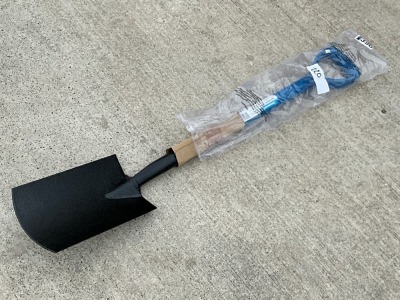 UNUSED SILVERLINE SPADE
