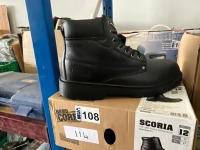 UNUSED SIZE 12 WORK BOOTS
