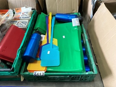LOT BUNDLE TO INC. FLY SWATS & WATER BOTTLES