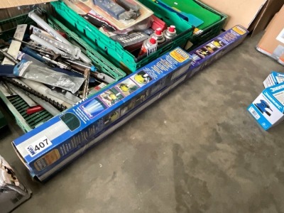 2No. POWERMASTER LIGHTS