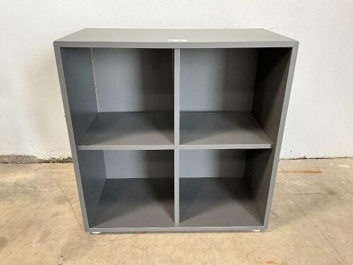 4 CUBE STORAGE UNIT 