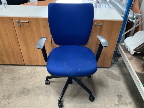 OPERATORS CHAIR