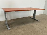 STEELCASE 1800mm RIGHT HAND WAVE DESK - 4