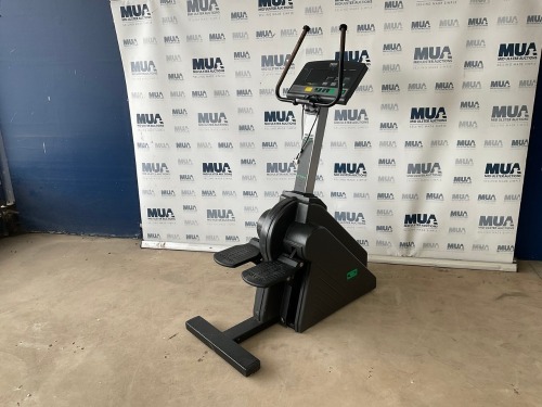 PRECOR C764 STEPPER MACHINE