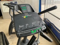 PRECOR EFX556 CROSSTRAINER - 5