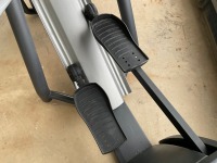 PRECOR EFX546 CROSSTRAINER - 4