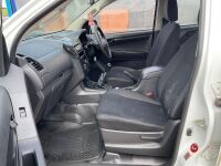 ISUZU D-MAX 2.5 TD TWIN TURBO DOUBLE CAB PICKUP                                                                           - 11