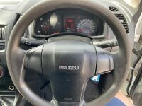 ISUZU D-MAX 2.5 TD TWIN TURBO DOUBLE CAB PICKUP                                                                           - 35