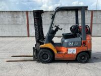 TOYOTA 15 1.5 TON GAS FORKLIFT - 2