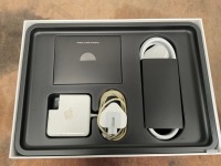 MACBOOK PRO RETINA 13" HIGH PERFORMACE NOTEBOOK - CORE i5 8GB SSD 512 - 14