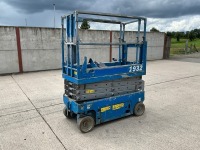 GENIE GS1932 BATTERY OPERATED SCISSOR LIFT 