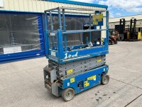 GENIE GS1932 BATTERY OPERATED SCISSOR LIFT  - 5